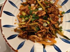 -黄记煌三汁焖锅(新佳丽江汉路店)