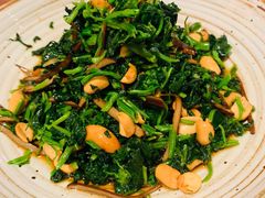 青年拌菜-青年公社烤鸭(宝杨宝龙广场店)