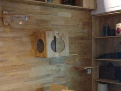 -喵屿·大理花园猫咖