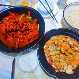 烟火气息十足的深夜食府