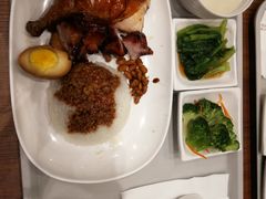 -了凡油鸡饭·面(台北101店)