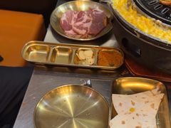 -胡悦里韩式烤肉(芝罘万达广场店)