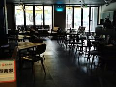 大堂-Carbon莫卡哆·意大利复古集市餐厅(杭州大厦店)