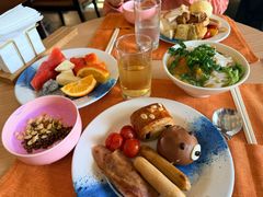 -亚龙湾希尔顿自助餐厅·海鲜·烧烤·沙滩BBQ·现场乐队