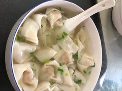 小馄饨-周震馄饨