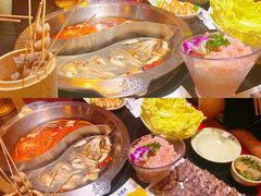 菌菇鸳鸯锅-大龙辣火锅·龙虾·烧烤(湖滨新天地店)