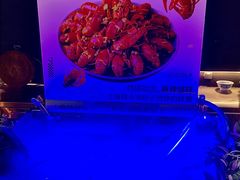 -涨巢·潮玩水疗局