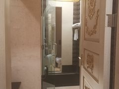 -南洋冠盛酒店(广州天河公园地铁站店)