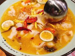 柠檬酸菜鱼-胡桃里音乐酒馆(机场店)