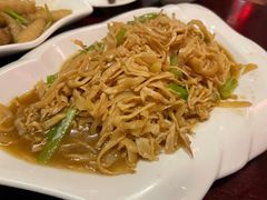 -温汤大酒店餐厅
