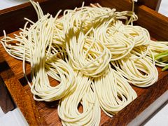 -红鼎豆捞·非遗鲍皇汤火锅(宝丰路店)