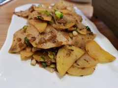-自贡盐帮菜·玩辣餐厅(樱花园西街店)