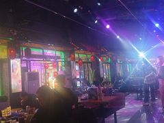 -喜鹊音乐酒馆(西街店)
