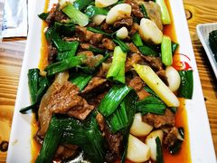 牛腩烧牛筋-老火大骨头汤馆