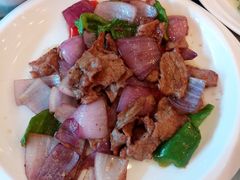 洋葱炒牛肉-粤香村(清真川菜店)