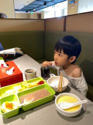 -FRIDAY星期五专业美发沙龙