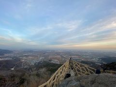 -鬼笑石后山停车场