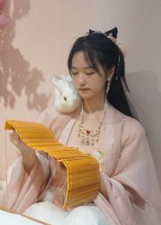 -一揽芳华汉服旗袍体验馆(拙政园店)