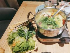 -荷花亭·湖北融合菜(十堰武商MALL店)