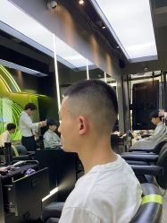 -不迫先生专业男士剪发