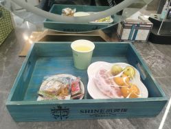 -水灵珑美容造型中心