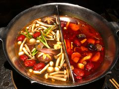 -湊湊火锅·茶憩(新中关购物中心店)
