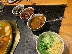 -顶顶汤火牛排火锅·经典铜锅涮肉