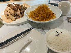 -关东小磨东北菜(漕河泾印象城店)