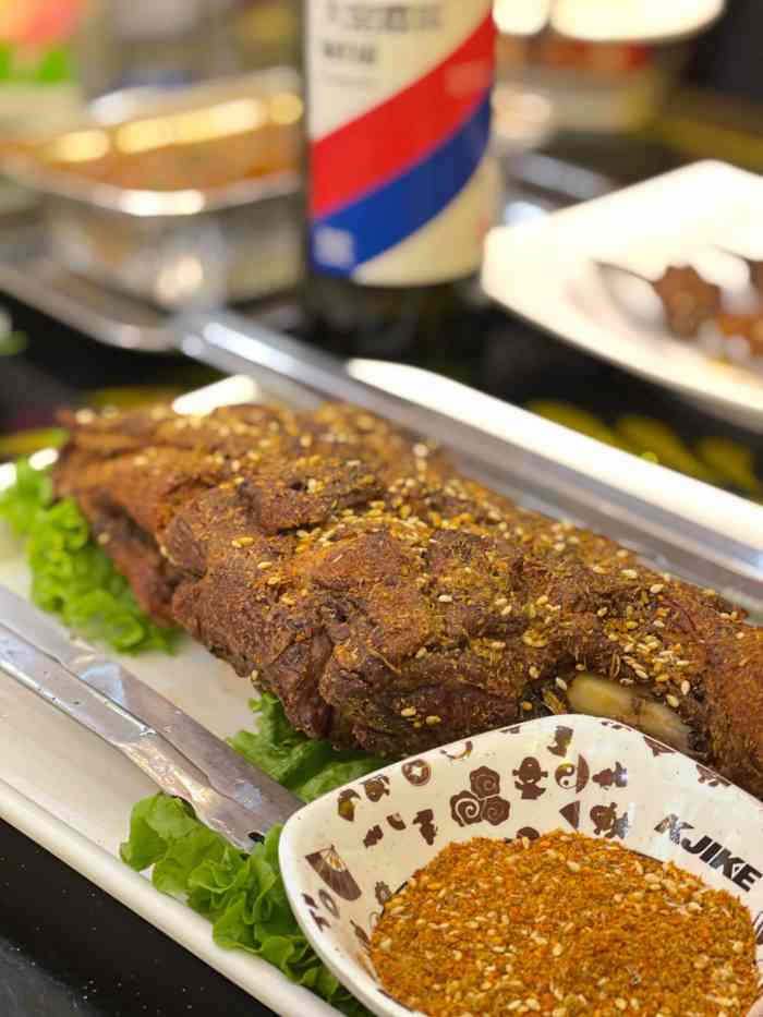 百德轩烧烤美食城(蜀都商贸城店)-"味道不错,服务热情,推荐鸡翅和羊肉