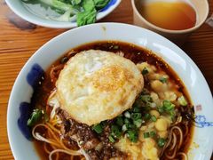 -兵哥豌豆面(雅颂居店)