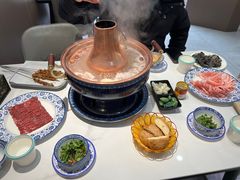-一只羊·铜锅涮羊肉烧烤