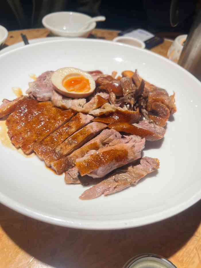 陈鹏鹏潮汕菜·卤鹅·海鲜砂锅粥(岗厦卓悦店)-"据说来了深圳都要去吃