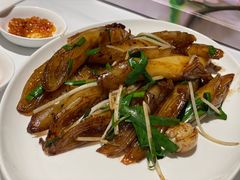 韭菜芽菜炒猪肠粉-花城苑广府菜(侨鑫店)
