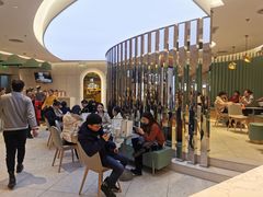 -奈雪的茶(亨特国际广场店)