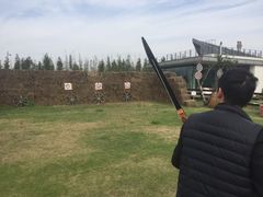 -田园东方蜜桃村的田野营地