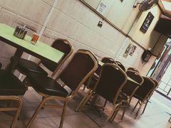 等位区-胜利茶餐室