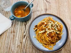 意式肉酱意大利面-SONGUOLIFE松果咖啡(七莘路店)