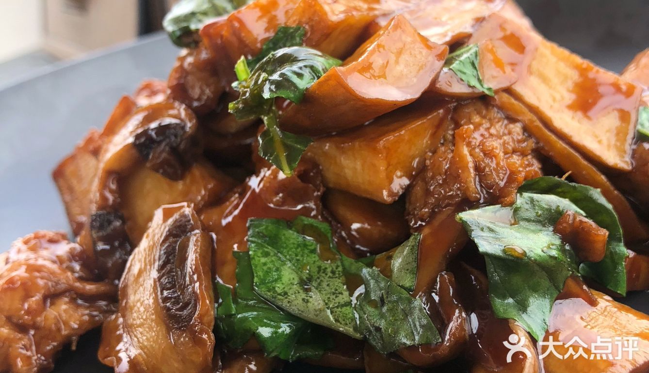 别有一番风味,很多绿植