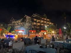 -亚龙湾希尔顿自助餐厅·海鲜·烧烤·沙滩BBQ·现场乐队