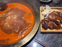 -野山舂·贵州现舂酸汤牛肉(东山店)