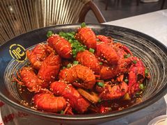 -肥肥虾庄·金牌油焖大虾(汉口城市广场店)