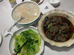 -老季市·三代非遗传承·地标美食老汁鸡(工农路店)