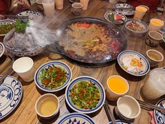 -旧街市鲜货老火锅(大光路店)