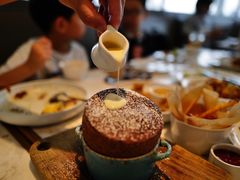 -ROAST coffee & eatery