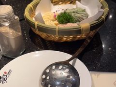 -捞王锅物料理(凯旋路店)