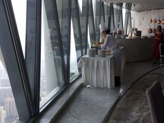 -广州塔卢特斯法国旋转餐厅