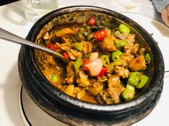 螺蛳烧土鸡-肆月河豚·新淮扬(金融街店)