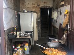 -清泉食杂店