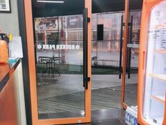 -洛克公园·篮球·足球·羽毛球(莘庄店)