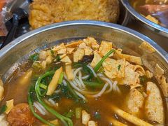 -柳州肥姨妈大骨螺蛳粉(沙河店)